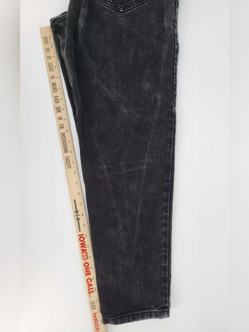 Denim Riders Women’s High Rise Tapered Charcoal Wash Black Jeans 10P Petite - Picture 6 of 8